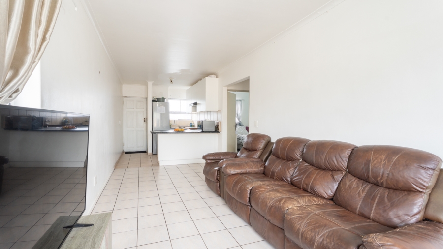 2 Bedroom Property for Sale in Maitland Western Cape